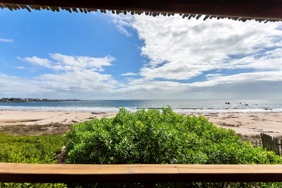 3 Bedroom Property for Sale in Britannia Bay Western Cape